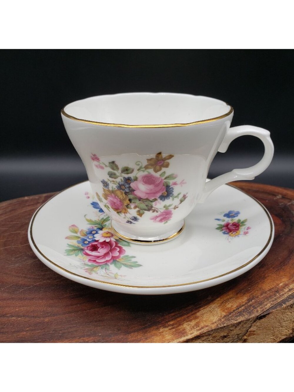 Sadler Wellington England Teacup Saucer Floral Gold Trim Bone China